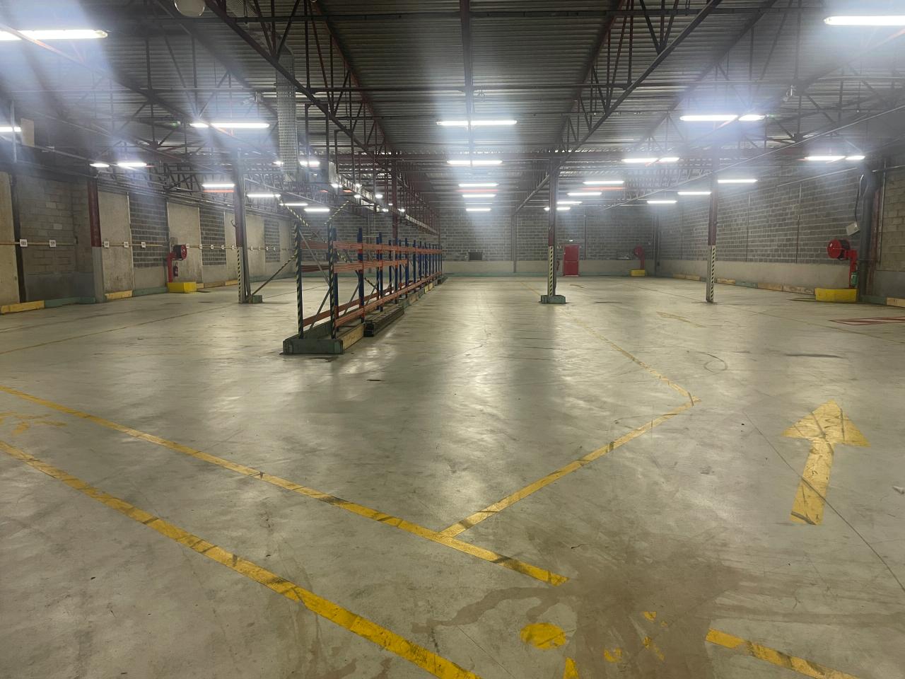 Entrepôt classe b Chaulnes 33372m² Location entrepôt classe b Chaulnes Somme OLLOG2529380 1